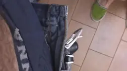 Nahaufnahme Penis dringt in Anus ein