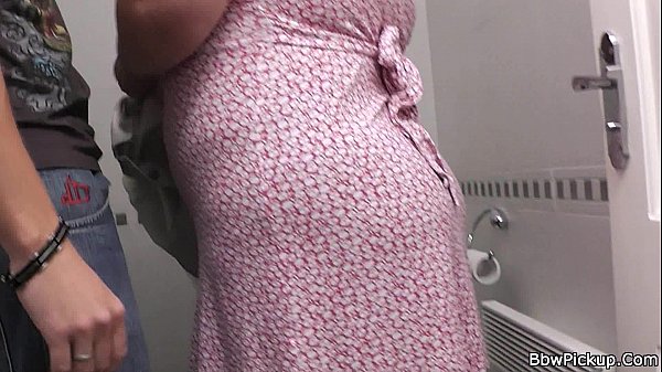 Bbw picked up and fucked in restroom 6 min